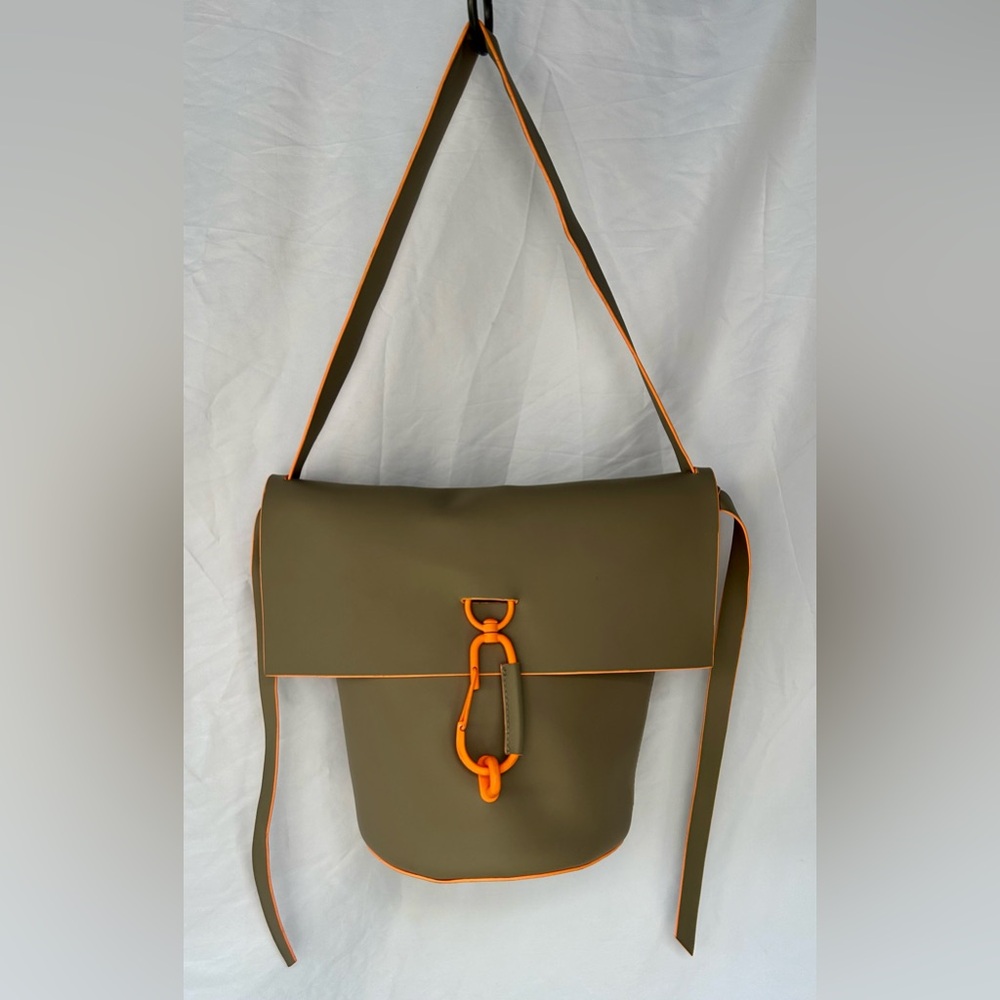 Zac Posen Belay Bucket Bag Carabiner Clasp Sparrow/Nightfall Neon Orange Trim